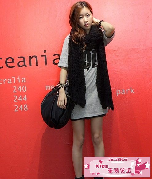 8815 韩版女装衣服DOLL字母圆领长款短袖T恤 深灰色 (3).jpg
