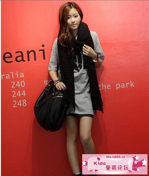 8815 韩版女装衣服DOLL字母圆领长款短袖T恤 深灰色 (2).jpg