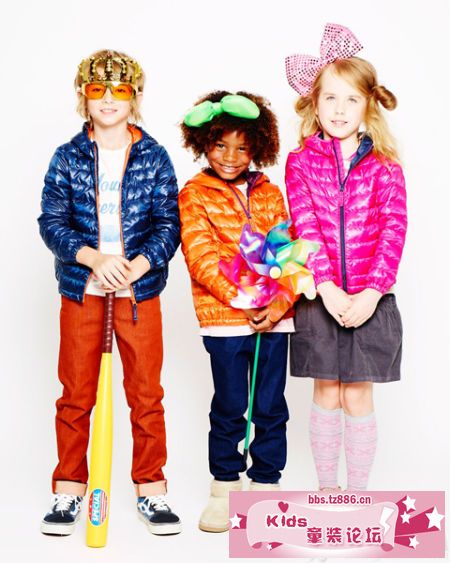 Uniqlo推出儿童服装系列Uniqlo推出儿童服装系列